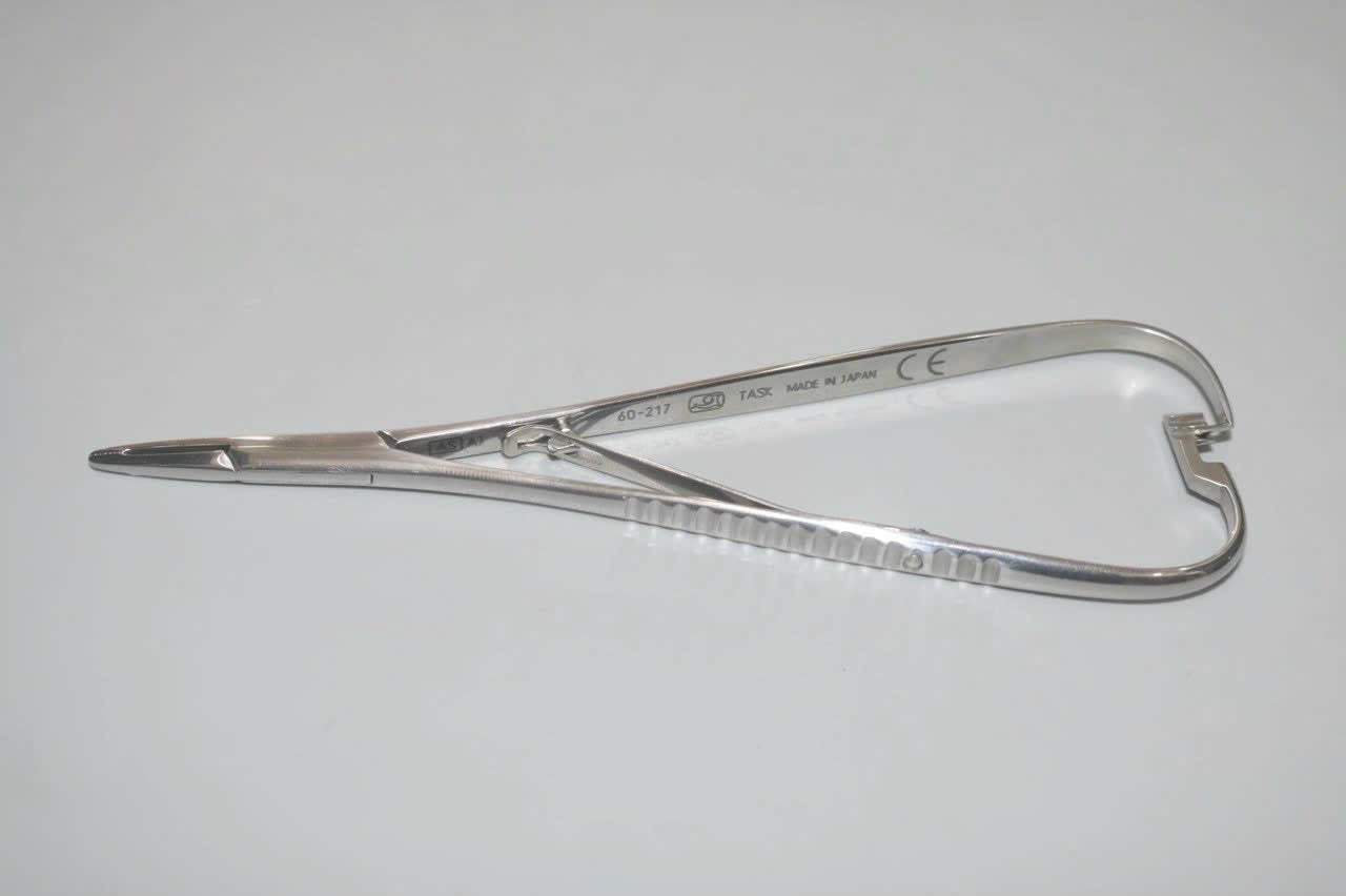 Kềm Mathieu - Task