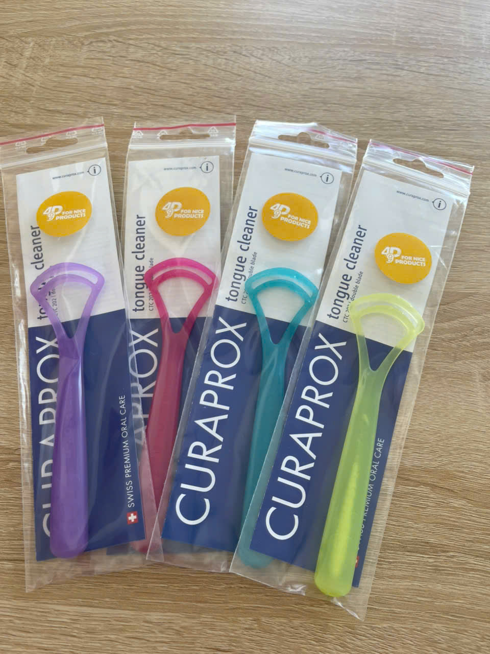 Cây cạo lưỡi CTC 202 - Curaprox