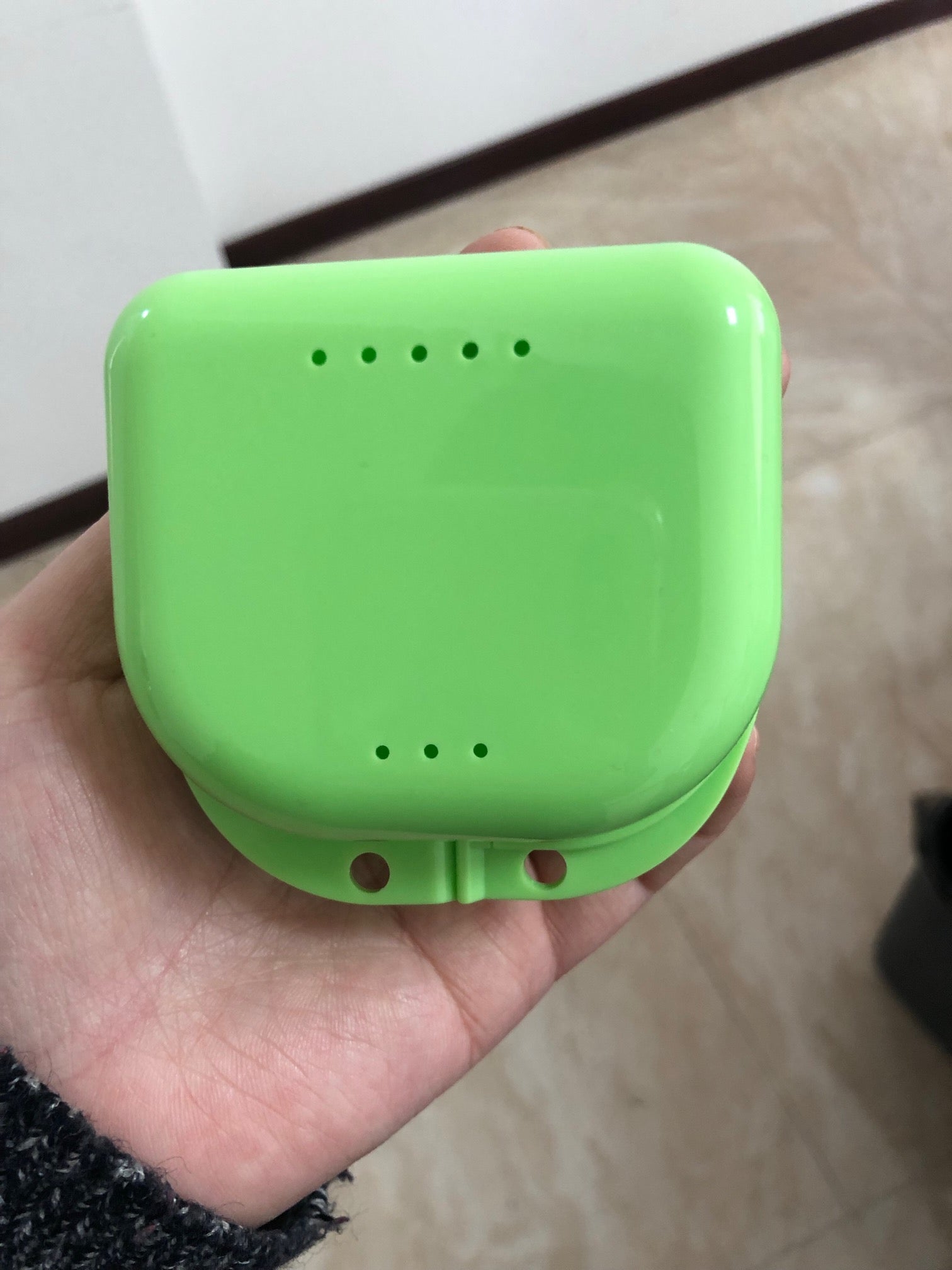 hộp-đựng-hàm-giả-(hộp-cao)-49p.vn