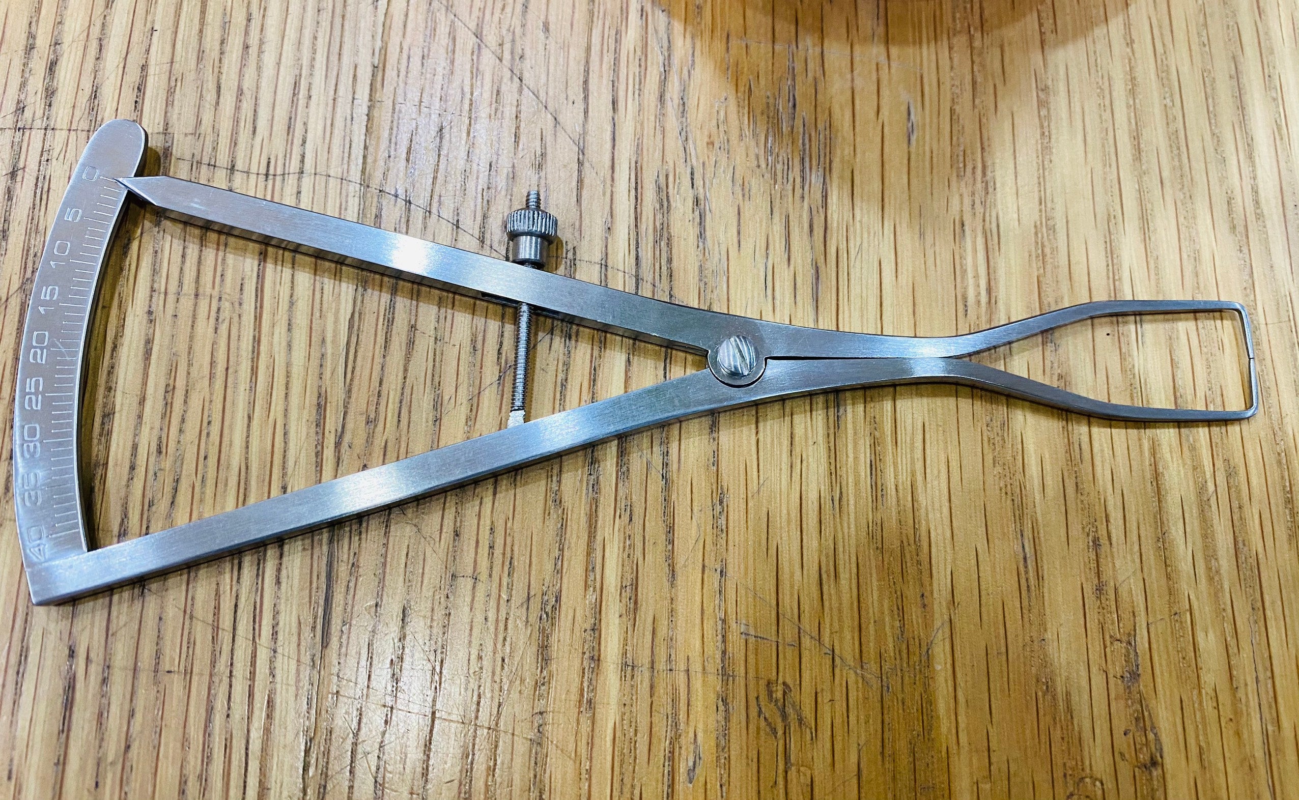 Thước đo sóng hàm - Nutlink