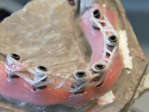 Sợi cáp chịu lực CST dùng cho hàm Implant - Bio Composants Médicaux