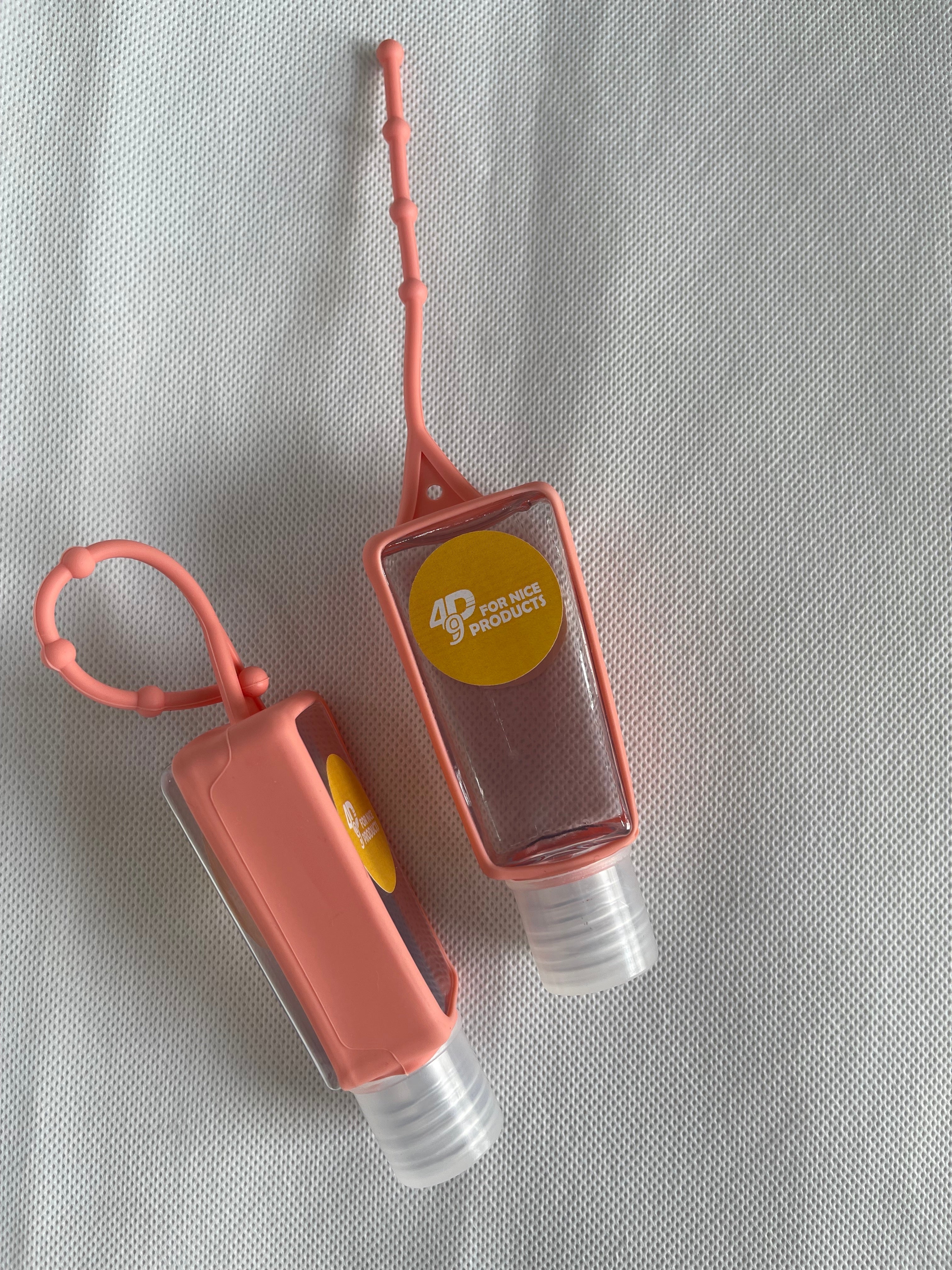 Gel Rửa Tay Khô Kháng Khuẩn 30ml Kèm Vỏ Bọc Silicone Sắc Màu Treo Tiện Lợi