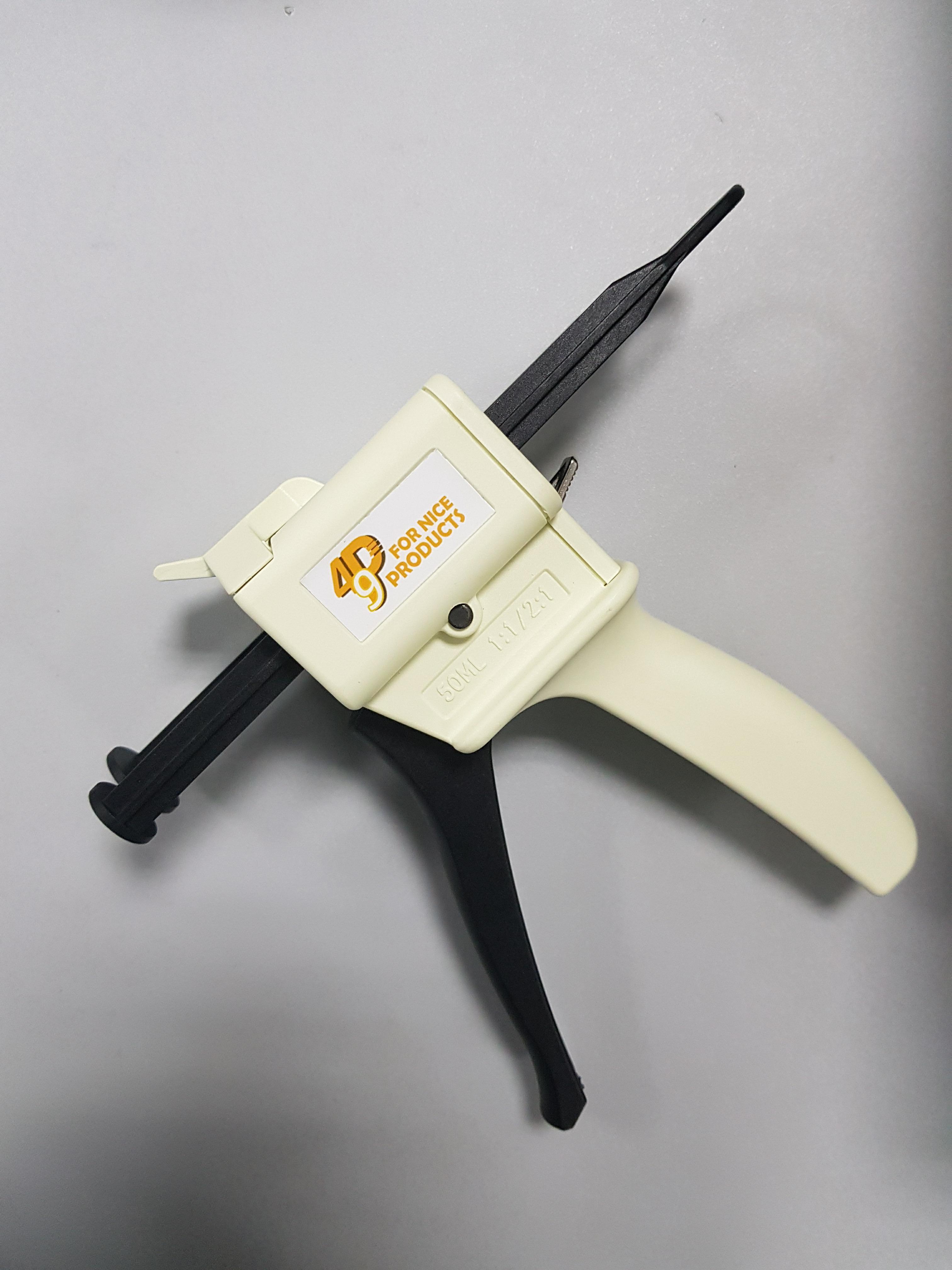 súng-bơm-cao-su-lỏng-tỉ-lệ-1:1-49p.vn