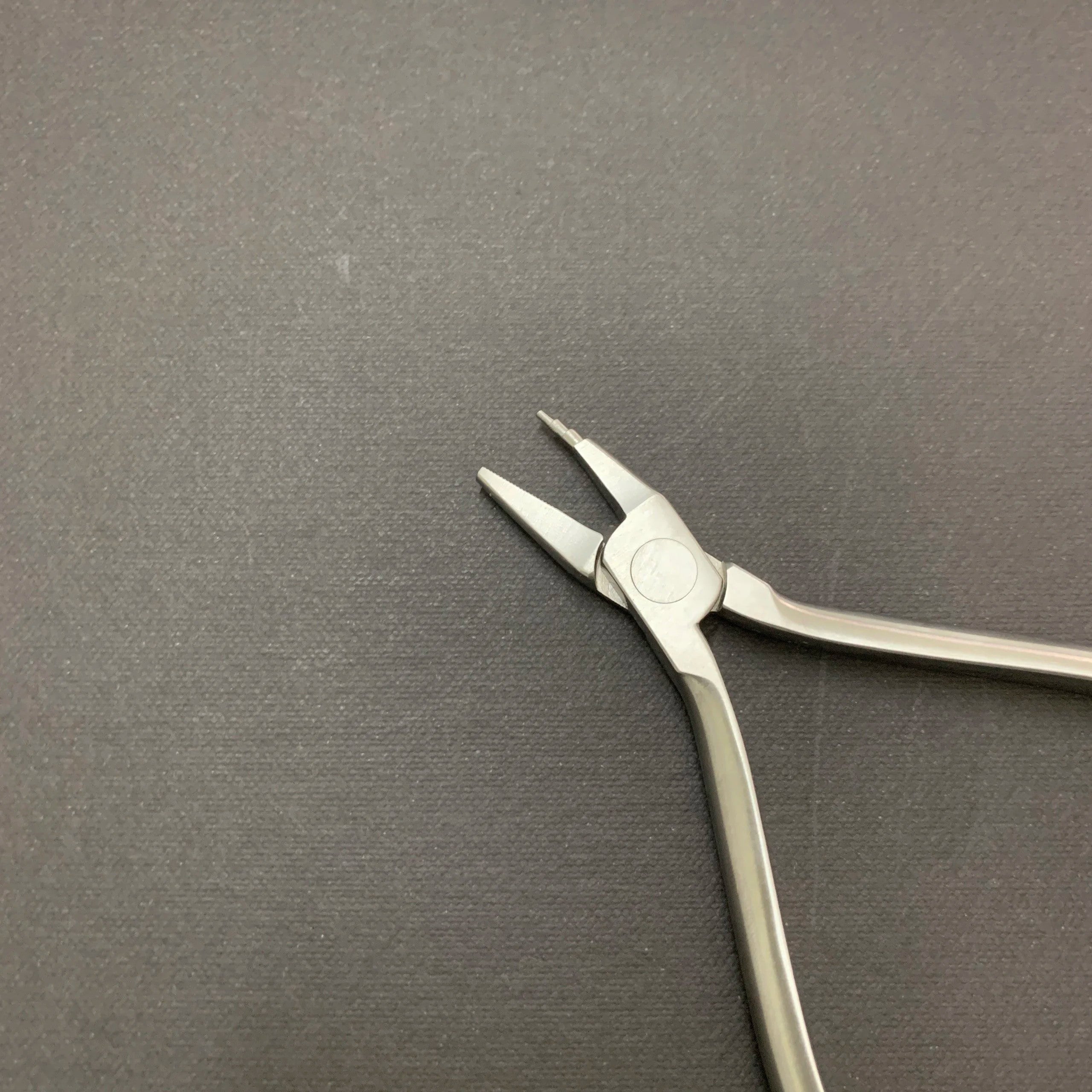 Kềm Tweed Loop Forming - CnM