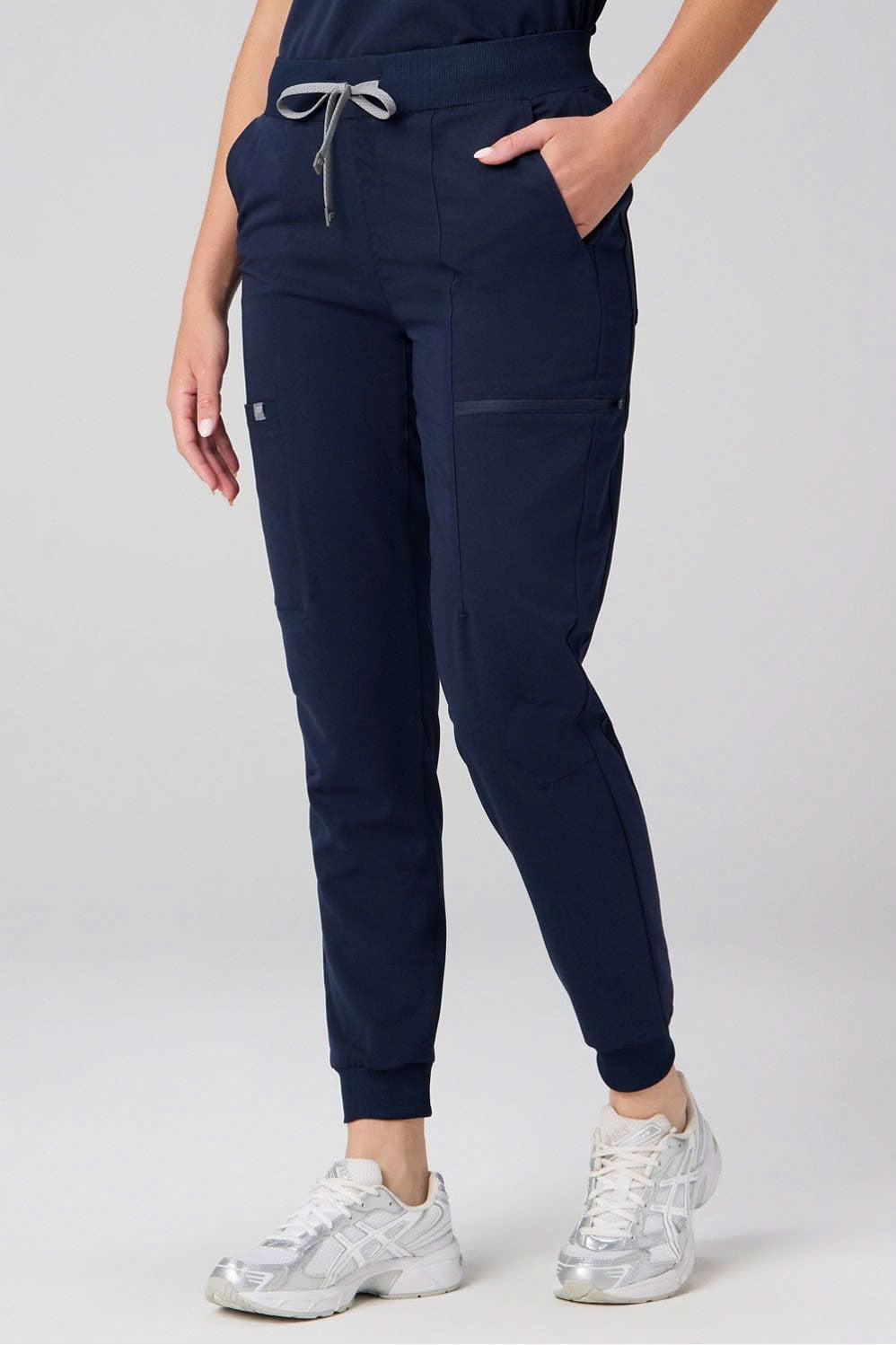 Bộ đồ mổ nữ Evolve Scrub phom rộng hiện đại #49PF2 - 49P Medical Uniform