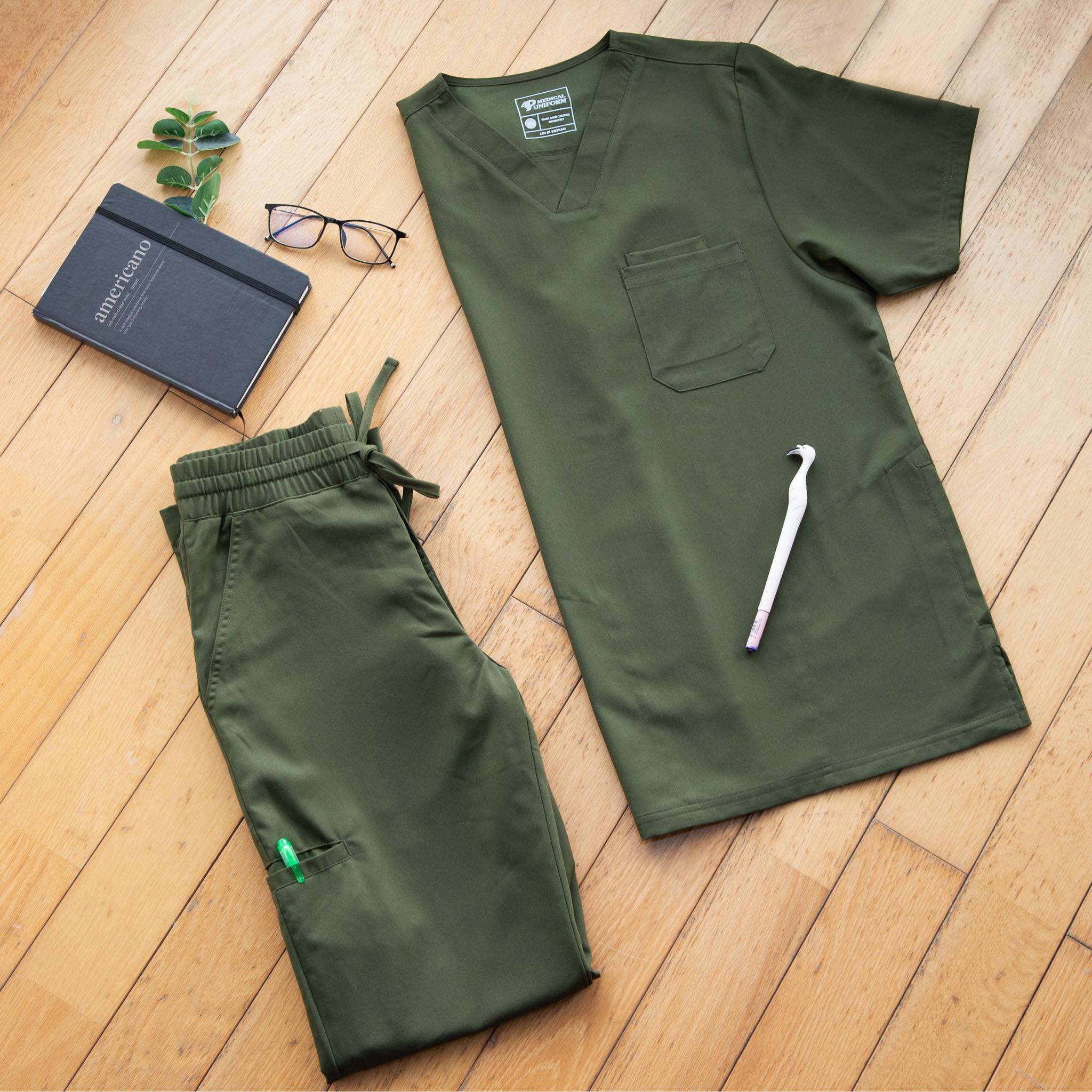 Bộ đồ mổ/scrubs nam 49P2022 - 49P Medical Uniform