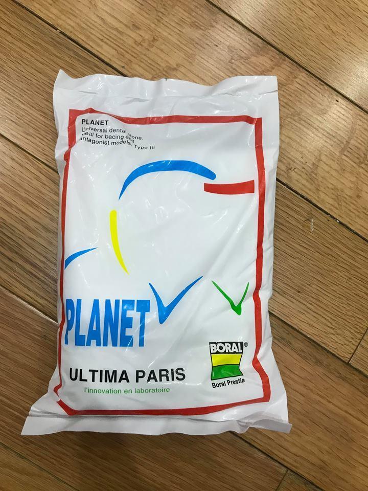 thạch-cao-planet-49p.vn